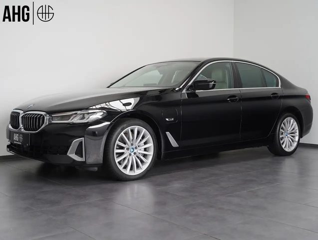 545, e xDrive Lim. Luxury Line DRIVING ASSISTANT+