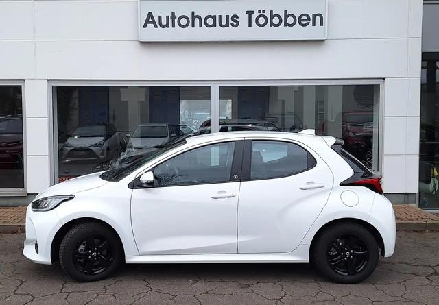 Yaris, Hybrid Team Deutschland+ Comfort P.+ Ganzjahresr.