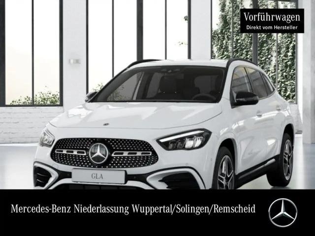 GLA 200, AMG+NIGHT+AHK+LED+FAHRASS+KAMERA+19