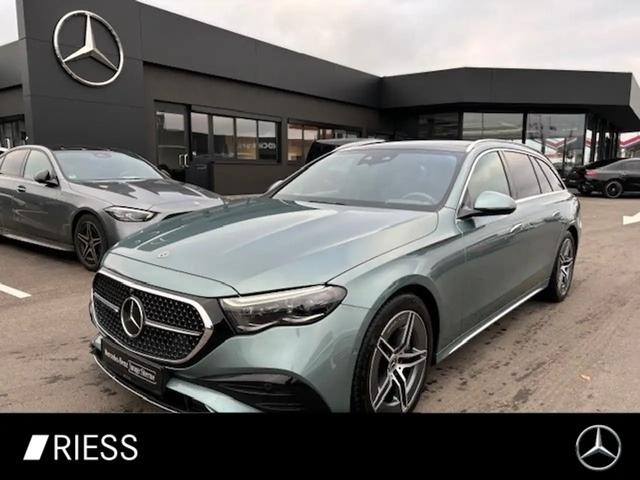 E 220, d T AMG Sport LED Distr Pano AHK Keyless