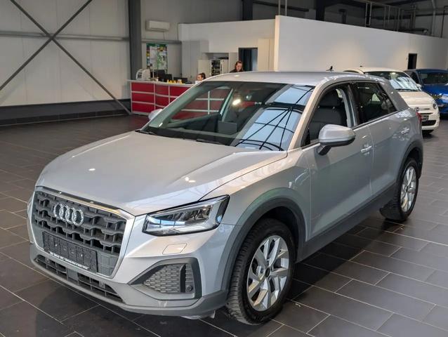 Q2, 35 TFSI S tronic Navi PDC LED Kamera